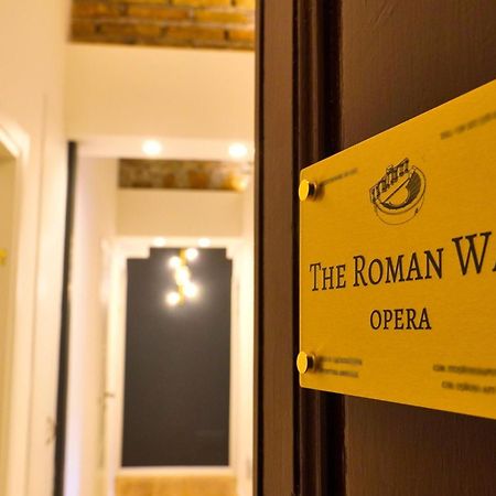 The Roman Way Opera Esterno foto