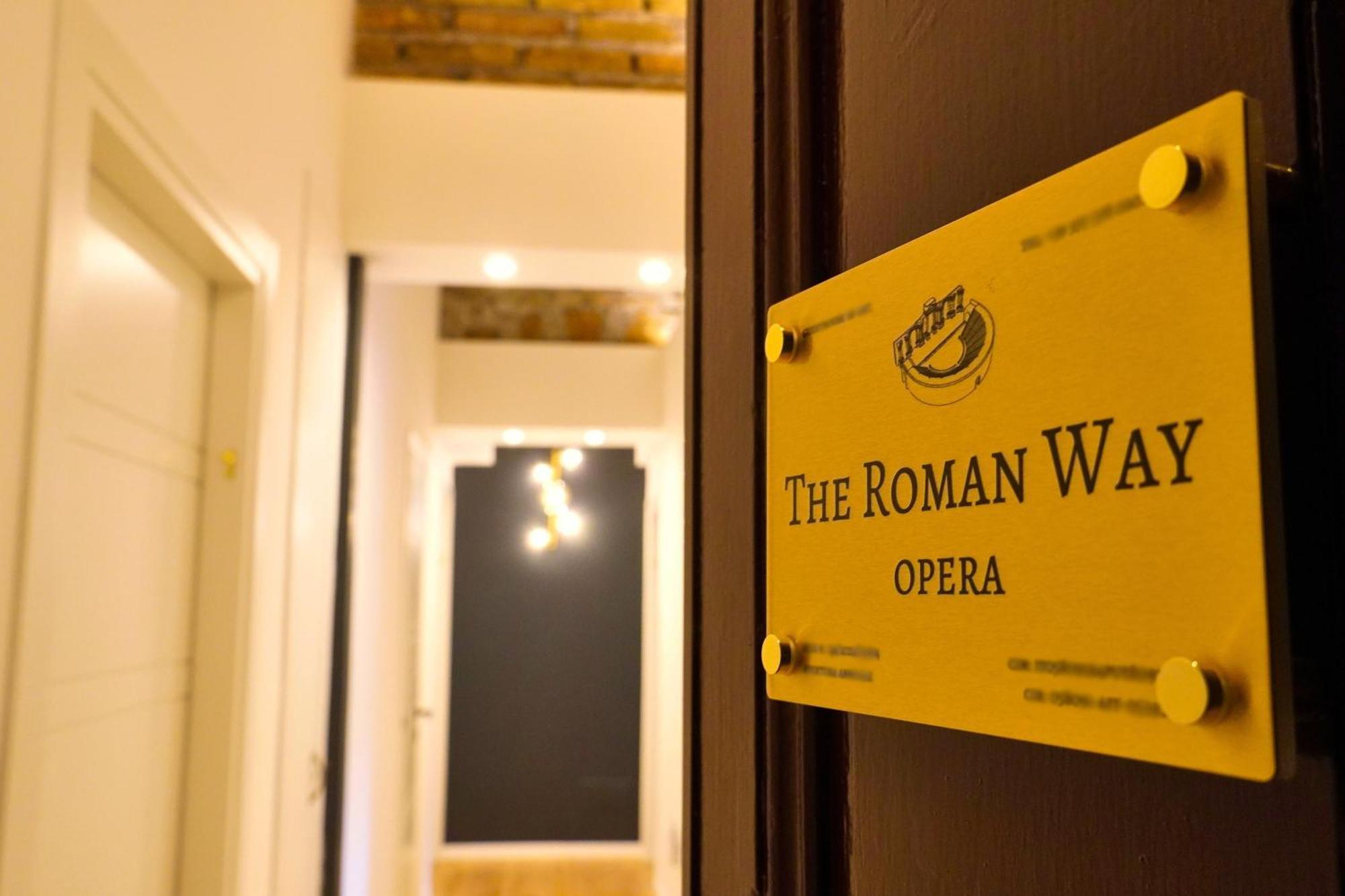 The Roman Way Opera Esterno foto